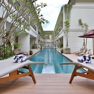 Hotel Lagoon